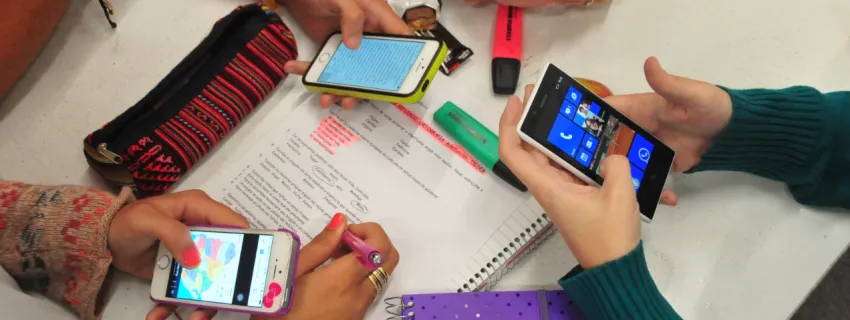 Nuevo Proyecto de Ley que Prohíbe uso de Smartphones en Colegios | Abogados en Puerto Montt - Estudio Jurídico - Abogados de Puerto Montt Nuevo Proyecto de Ley que Prohíbe uso de Smartphones en Colegios | Abogados en Puerto Montt - Estudio Jurídico - Abogados de Puerto Montt