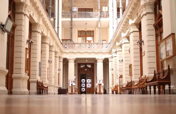 Nuevo Proyecto de Ley prohíbe a abogados públicos defender a imputados por delitos terroristas | Abogados en Puerto Montt - Servicios y Asesorías Legales Puerto Montt